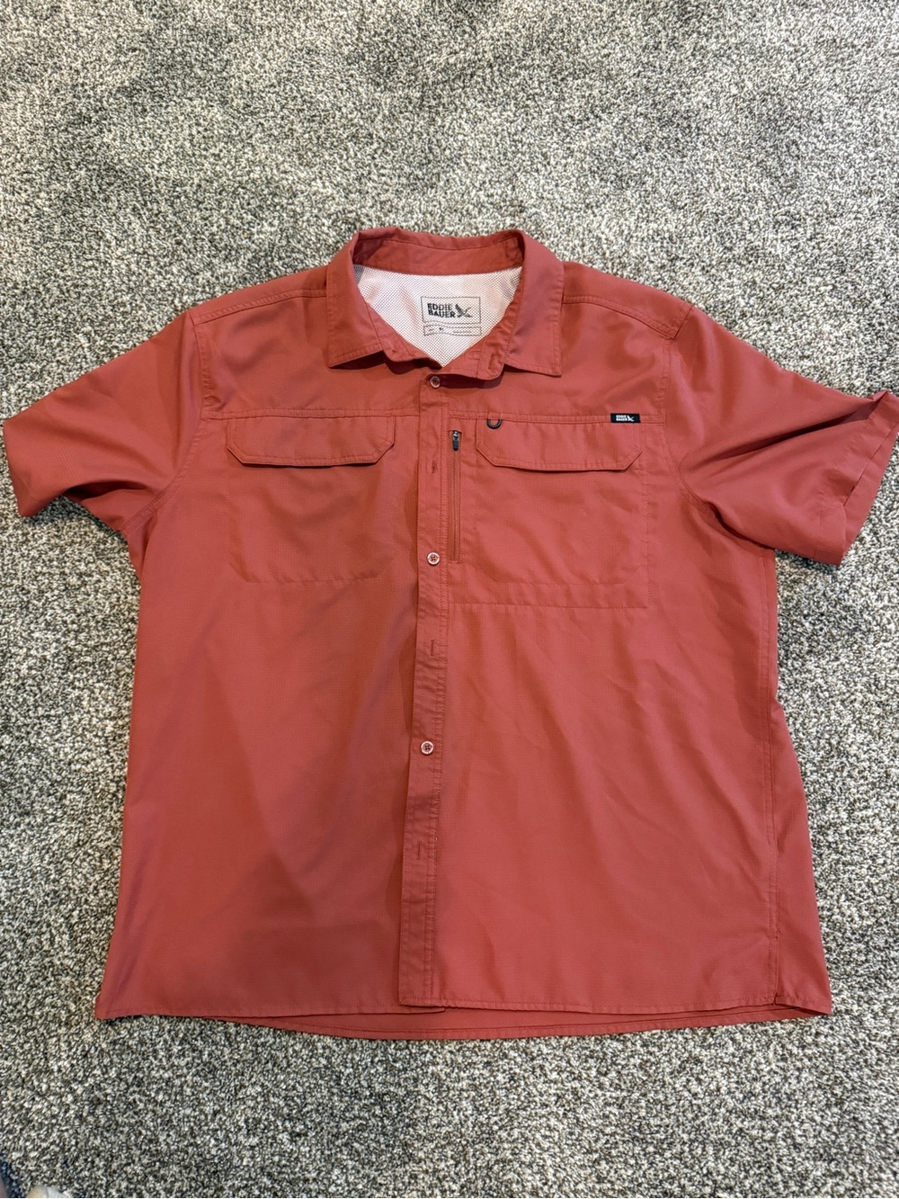 Eddie Bauer Men's Short-Sleeve Button-Down Shirt in Rust Red
